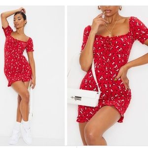 pretty little thing red floral print bodycon dress